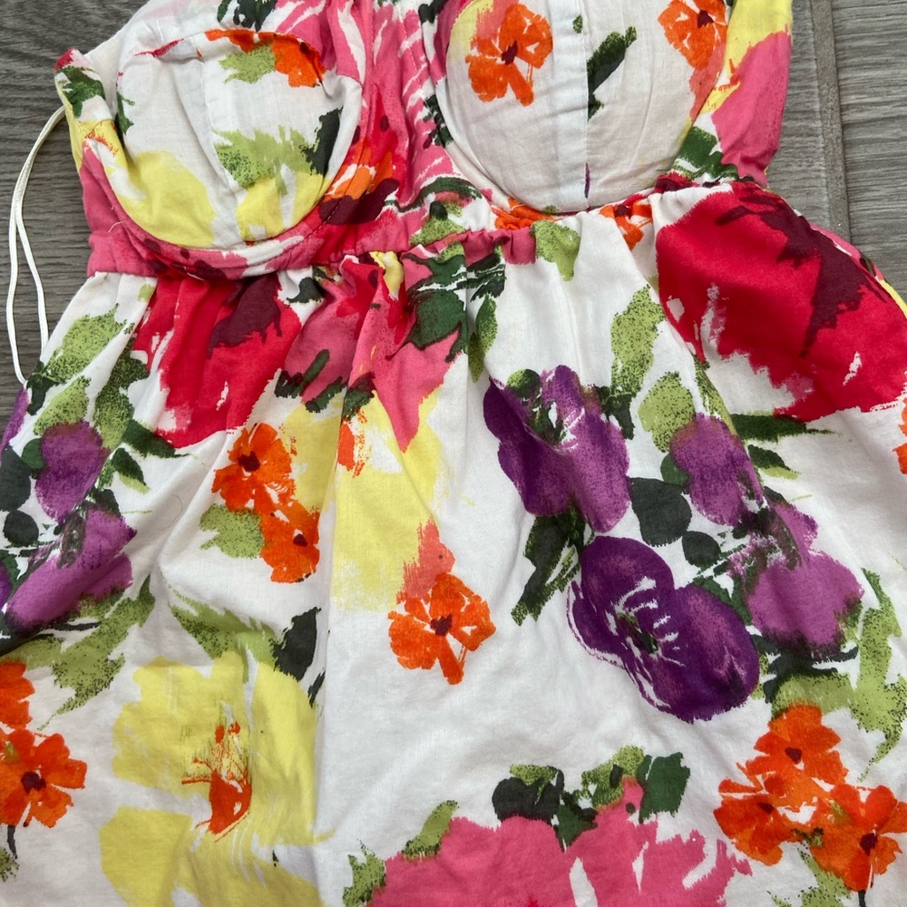 Lauren Conrad floral tank blouse, size XS - Picture 3 of 6